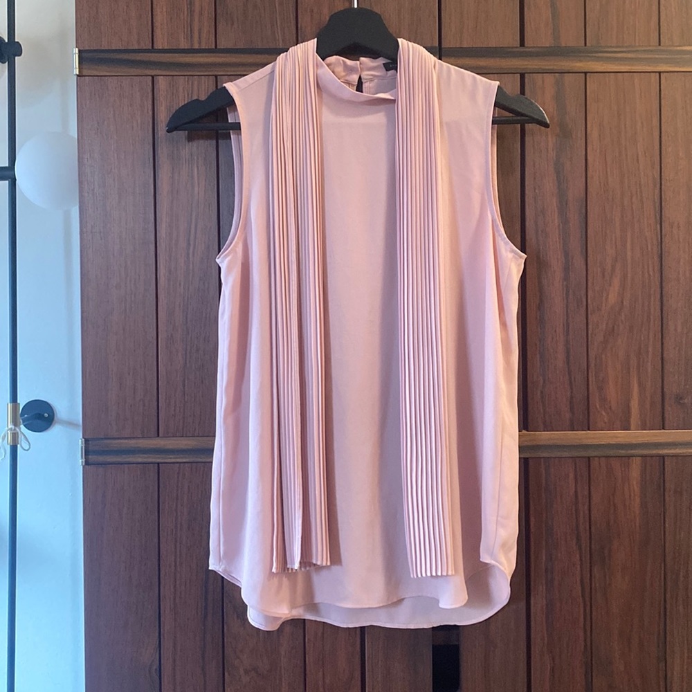 Ann Taylor Light Pink Sleeveless Blouse